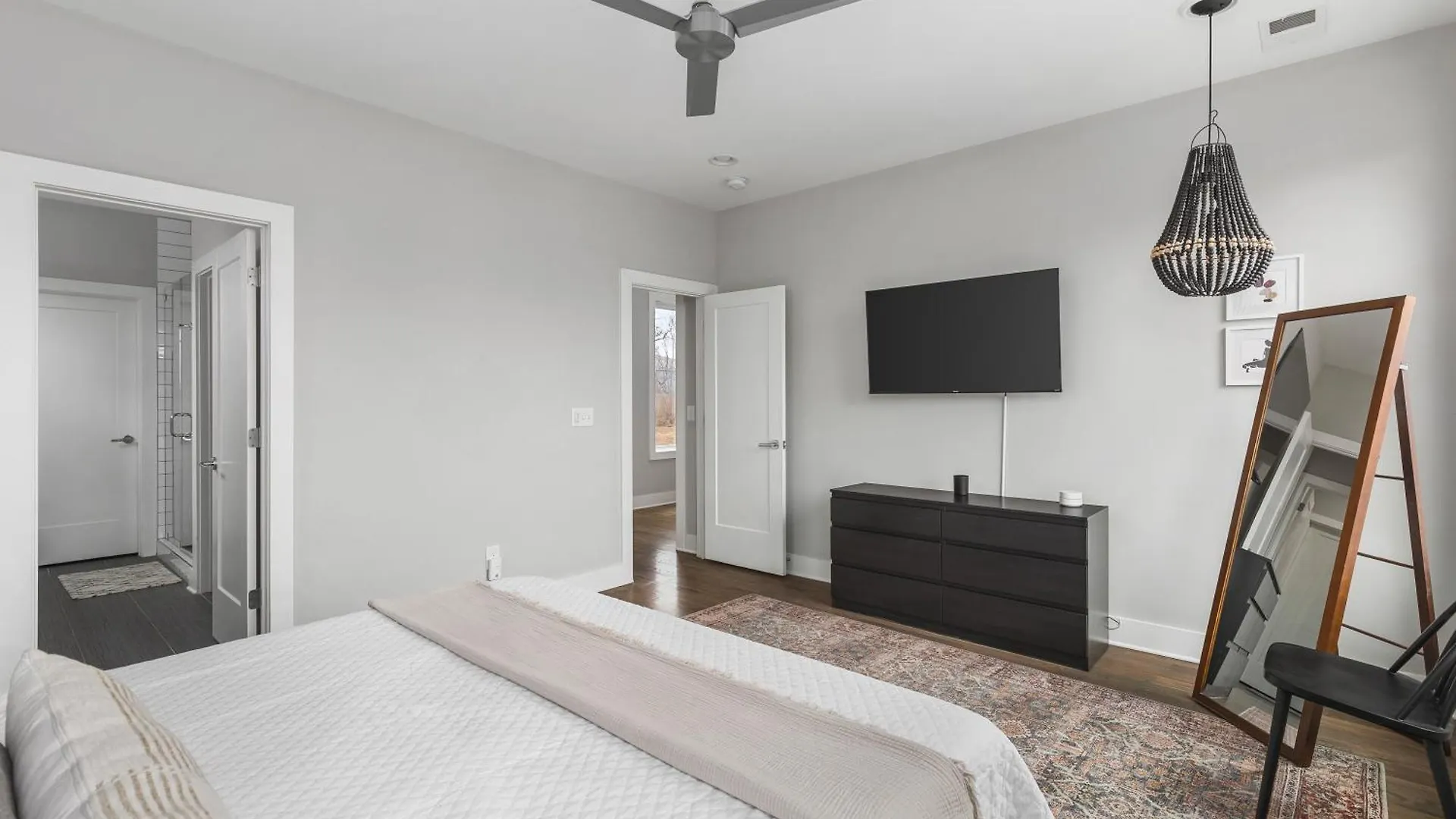 Modern Luxury Rooftop Deck, 3 Mi To Downtown Nashville